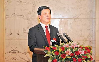 展示出新一届市政府领导班子脚踏实地,公开透明的良好形象
