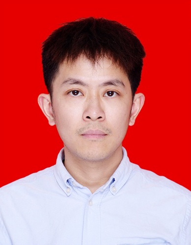 黄钿州.jpg