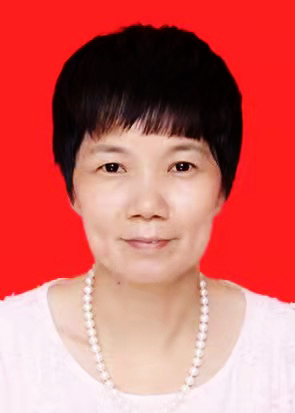 曾佩娇.jpg