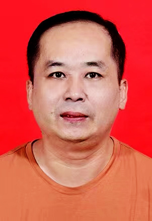 杨泽敏.jpg