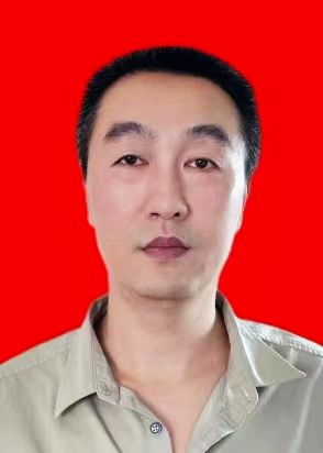 黄梁强.jpg