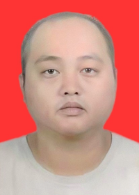 王春雄.jpg