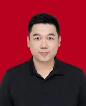 杨泽斌.jpg