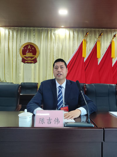 陈主席.jpg